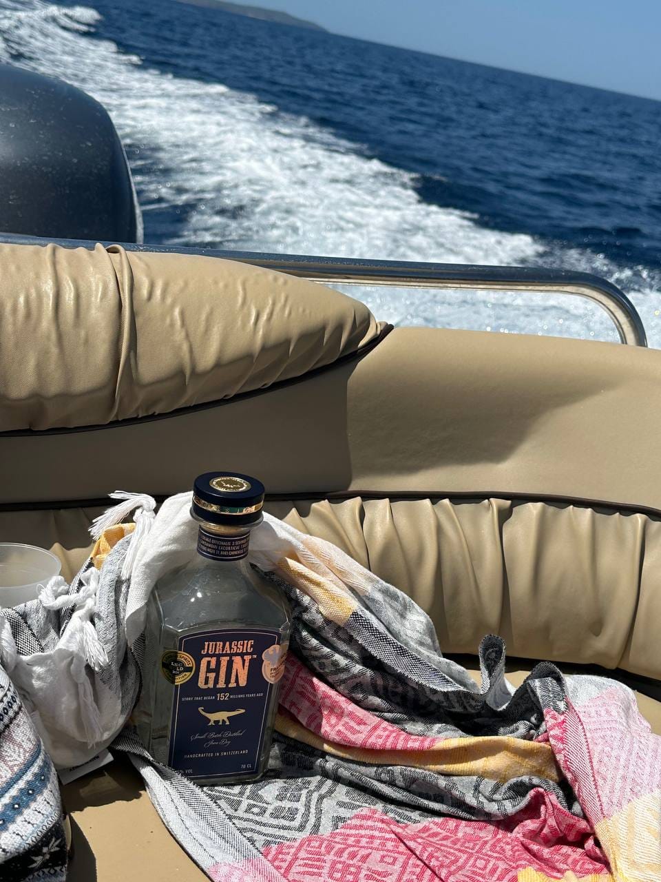 Jurassic Gin on see